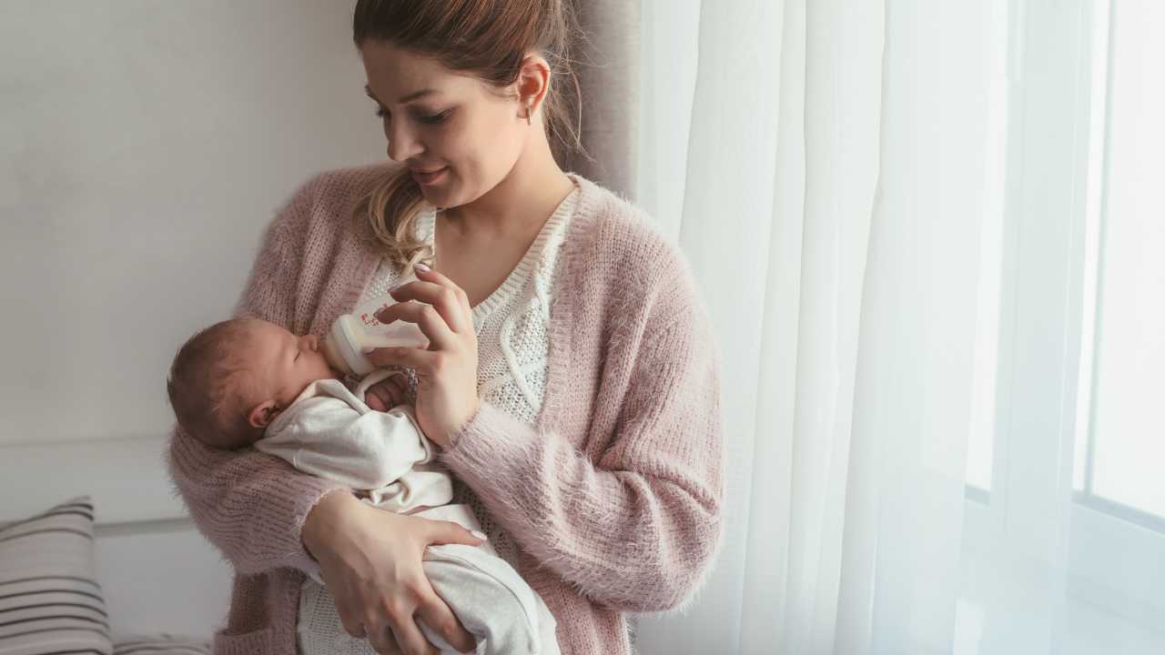 baby having a night feed and then sleeping through the night