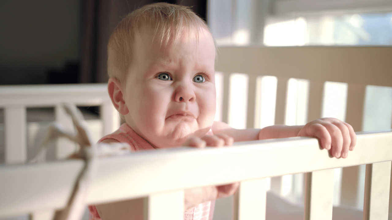 baby upset and waking in the night because of separation anxiety